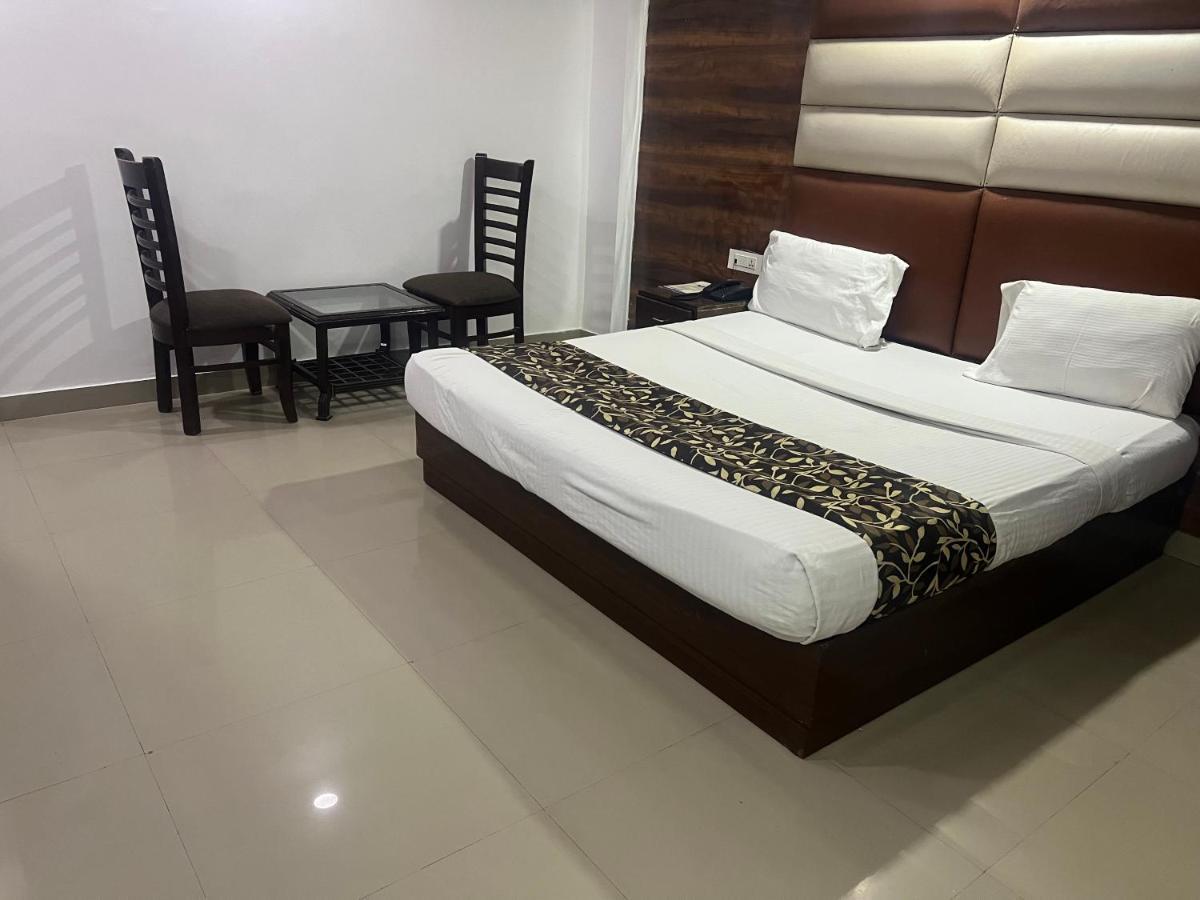نيودلهي Hotel Le Mount Near Igi Airport المظهر الخارجي الصورة